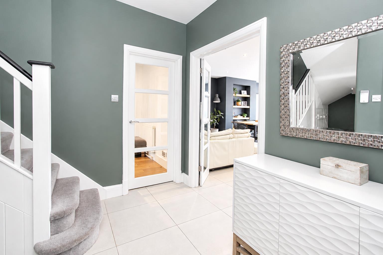 5 bed property in Waterer Rise, Wallington